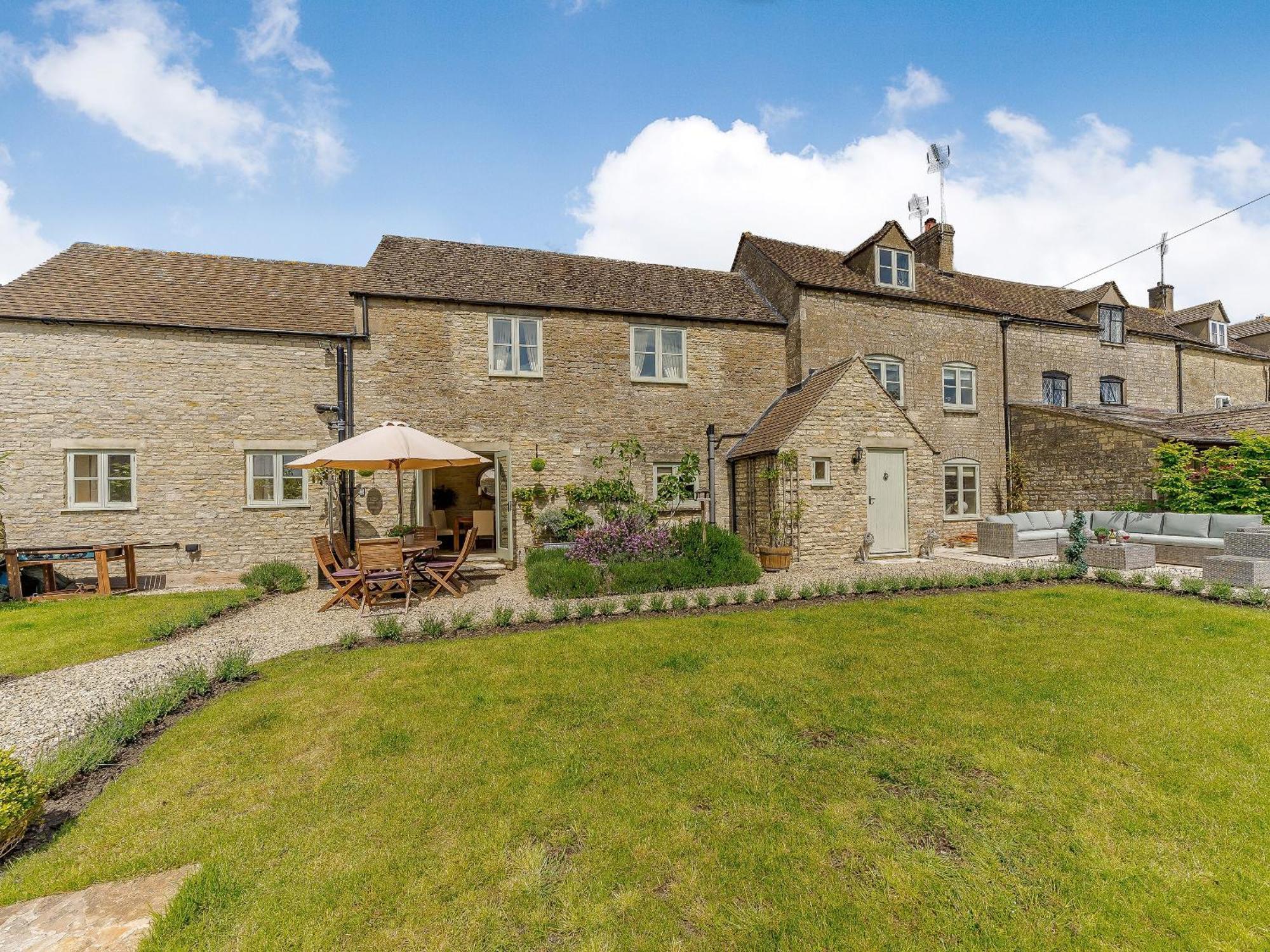 Villa The Clock House Bisley  Exterior foto