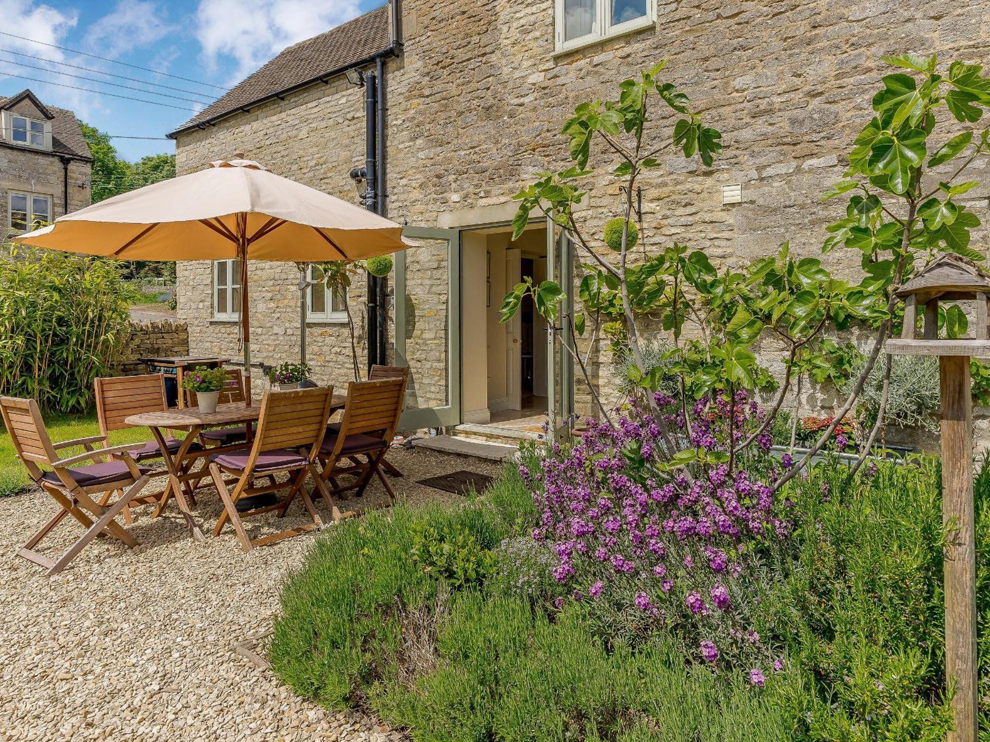 Villa The Clock House Bisley  Exterior foto