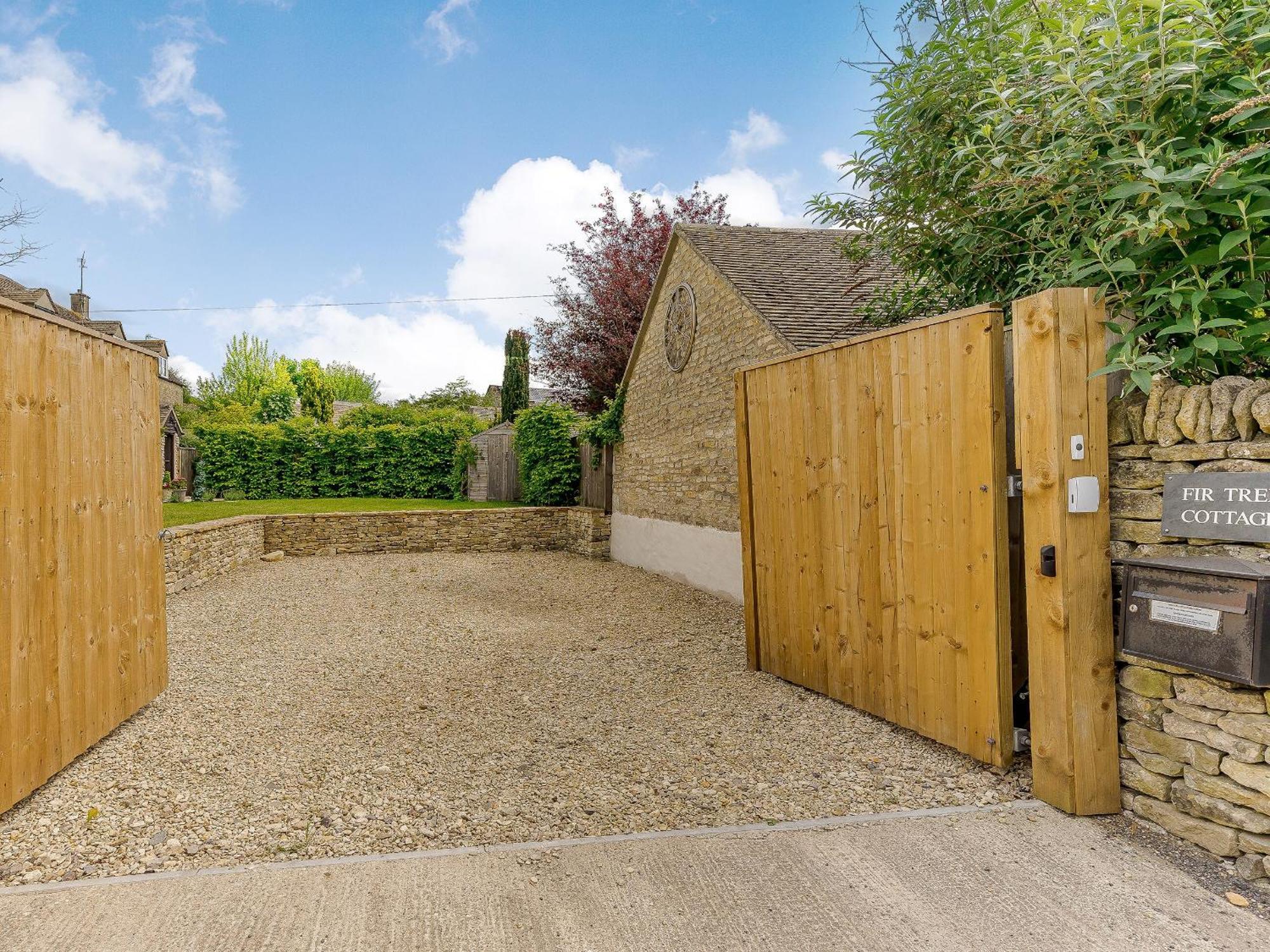 Villa The Clock House Bisley  Exterior foto